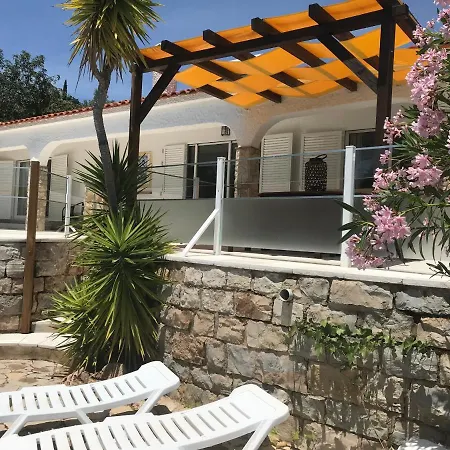 Villa Jacinto *